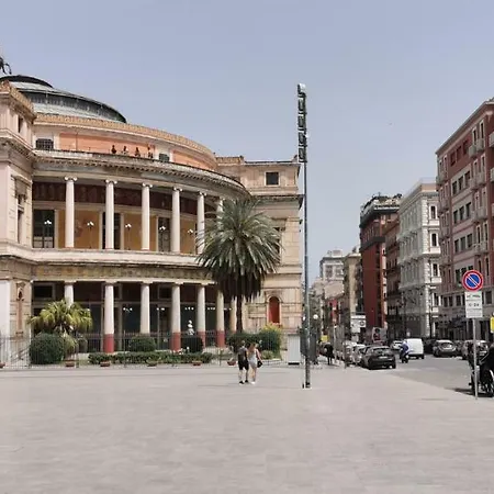 La Chiostrina In Centro * Palermo